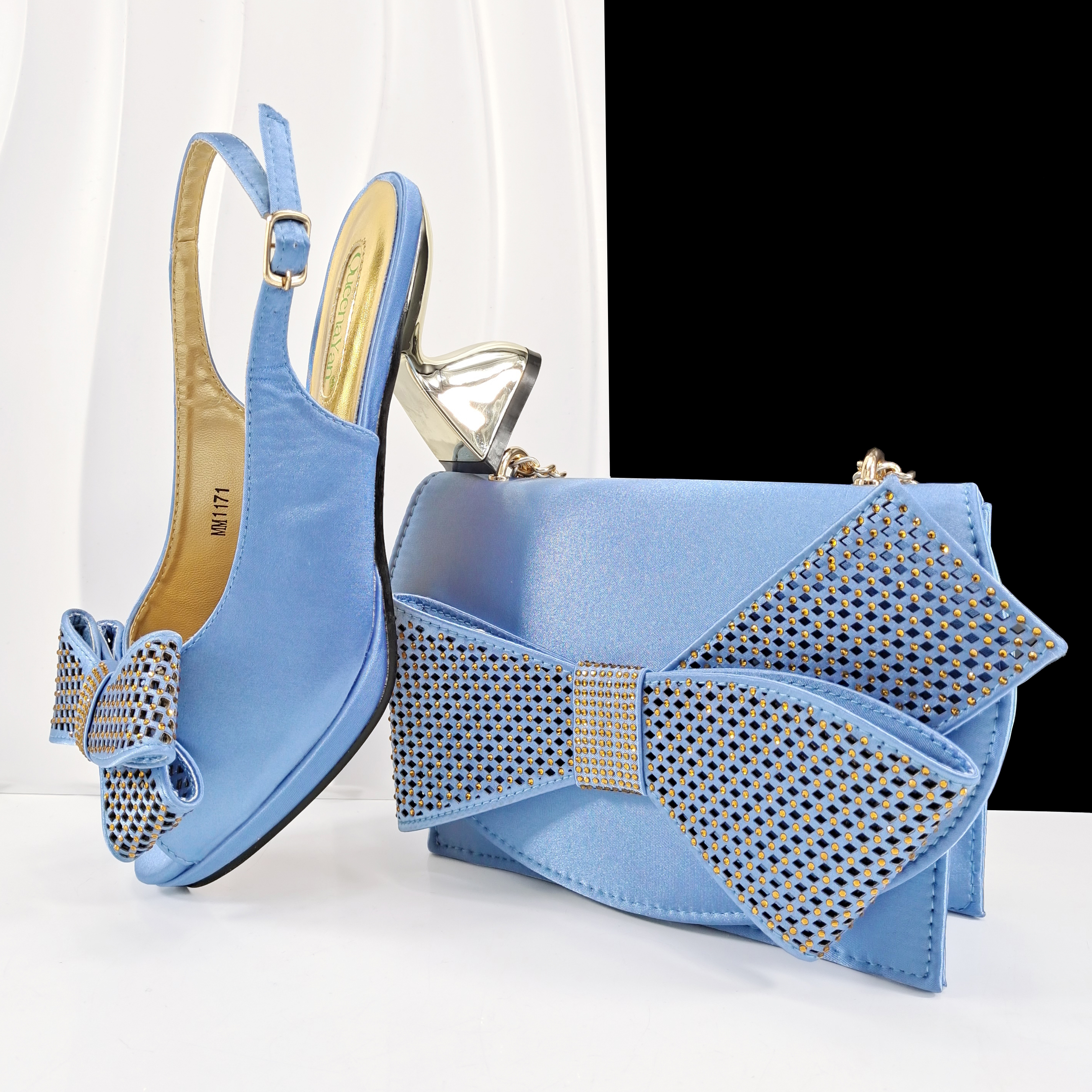 Luxury Bags Duffle - Queena Yan Sky Blue Color Peep