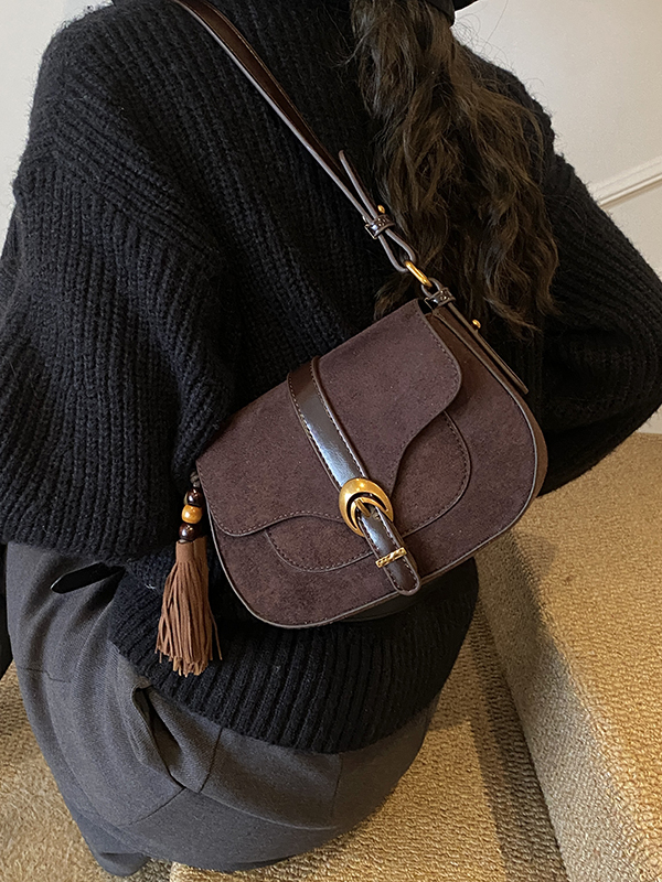 Hong Kong Retro Underarm Bag L - đánh giá và giá Luxury Bags Hong Kong