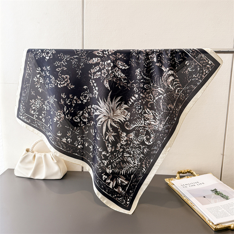 Luxury Summer Square Silk Scar - đánh giá và giá Luxury Bags For Summer