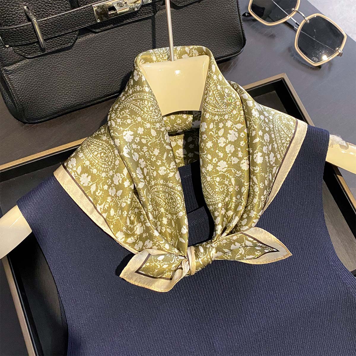 Luxury 100% Pure Silk Square S - đánh giá và giá Luxury Bags Duffle