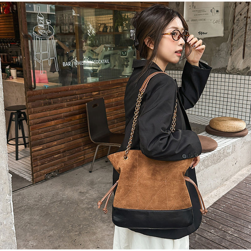Quilted Chain Strap Underarm S - đánh giá và giá Luxury Quilted Bags