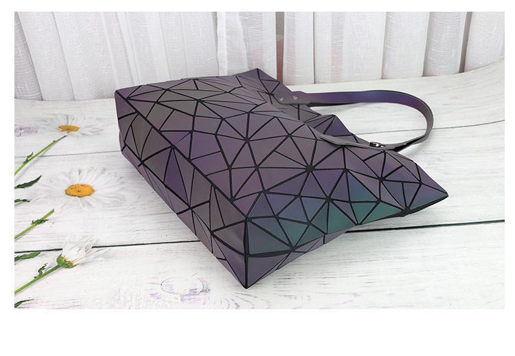 Summer 2026 Women's Geometric  - đánh giá và giá Luxury Bags For Summer
