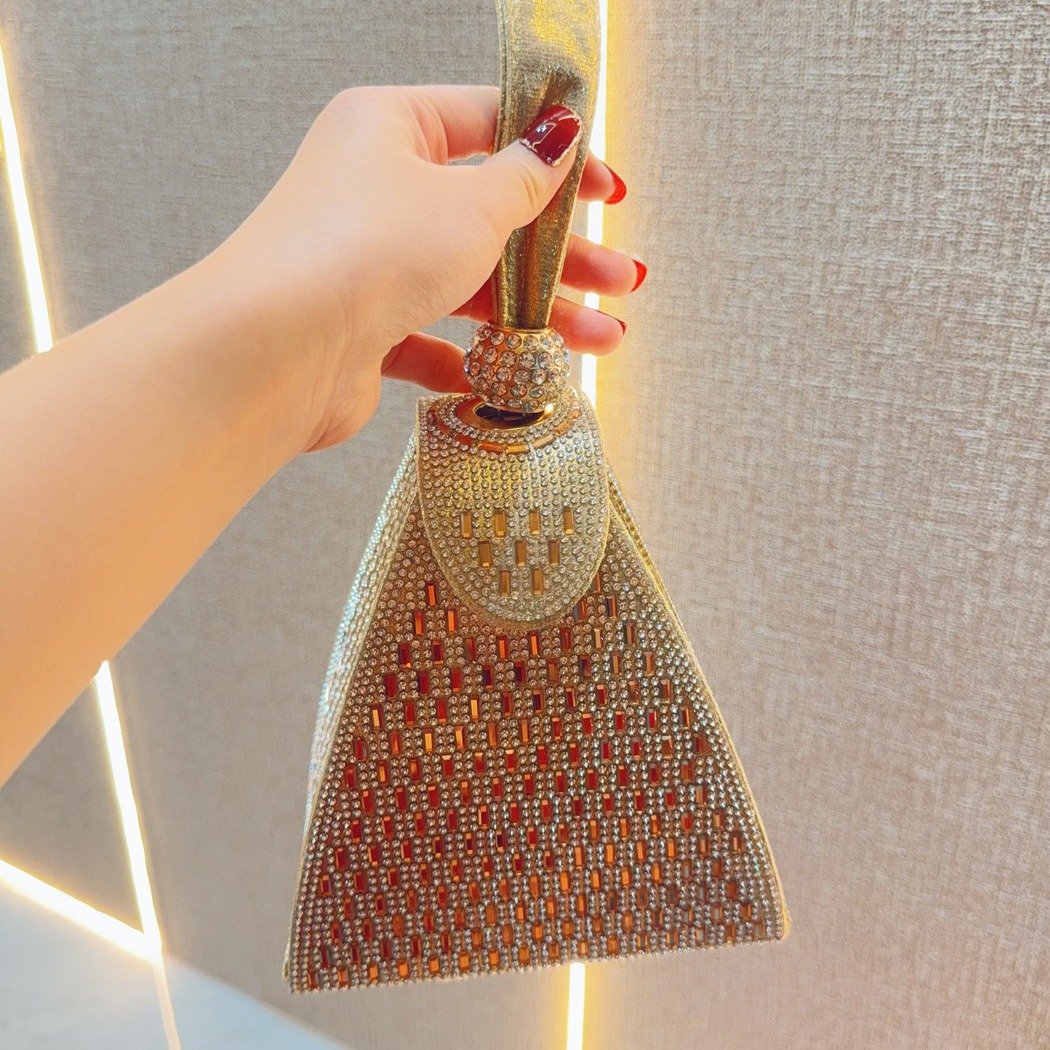 Rhinestones Luxury Evening Bag - đánh giá và giá Luxury Bags Brand Pyramid