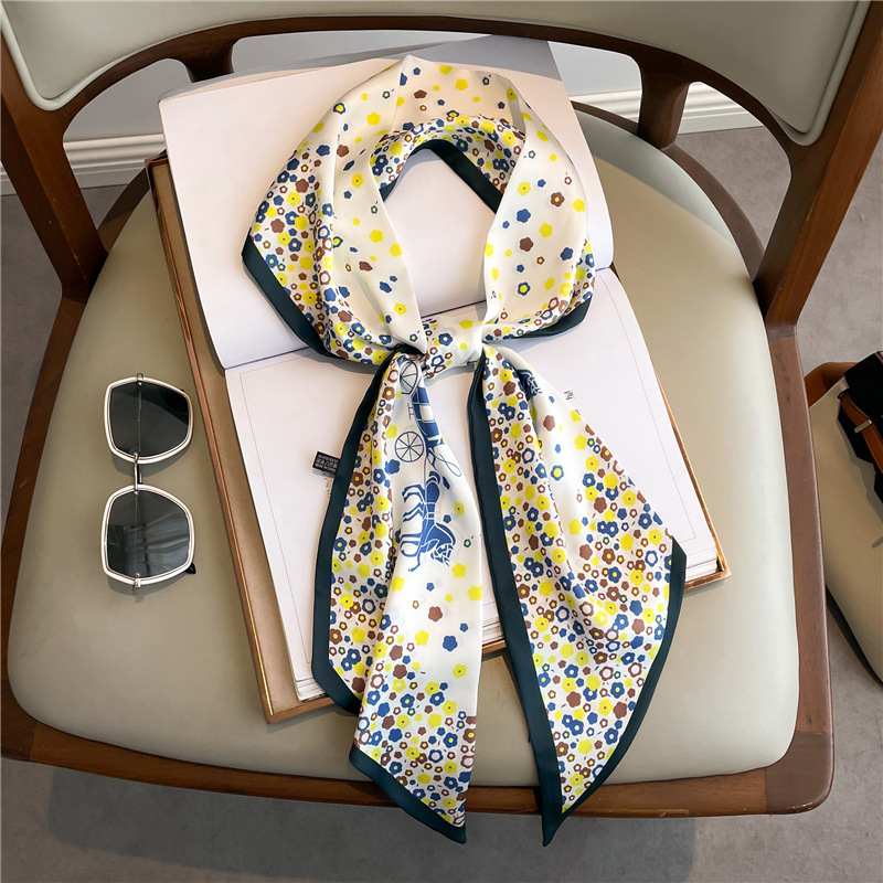 Fashion Print Long Silk Scarf  - đánh giá và giá Luxury Bags Duffle
