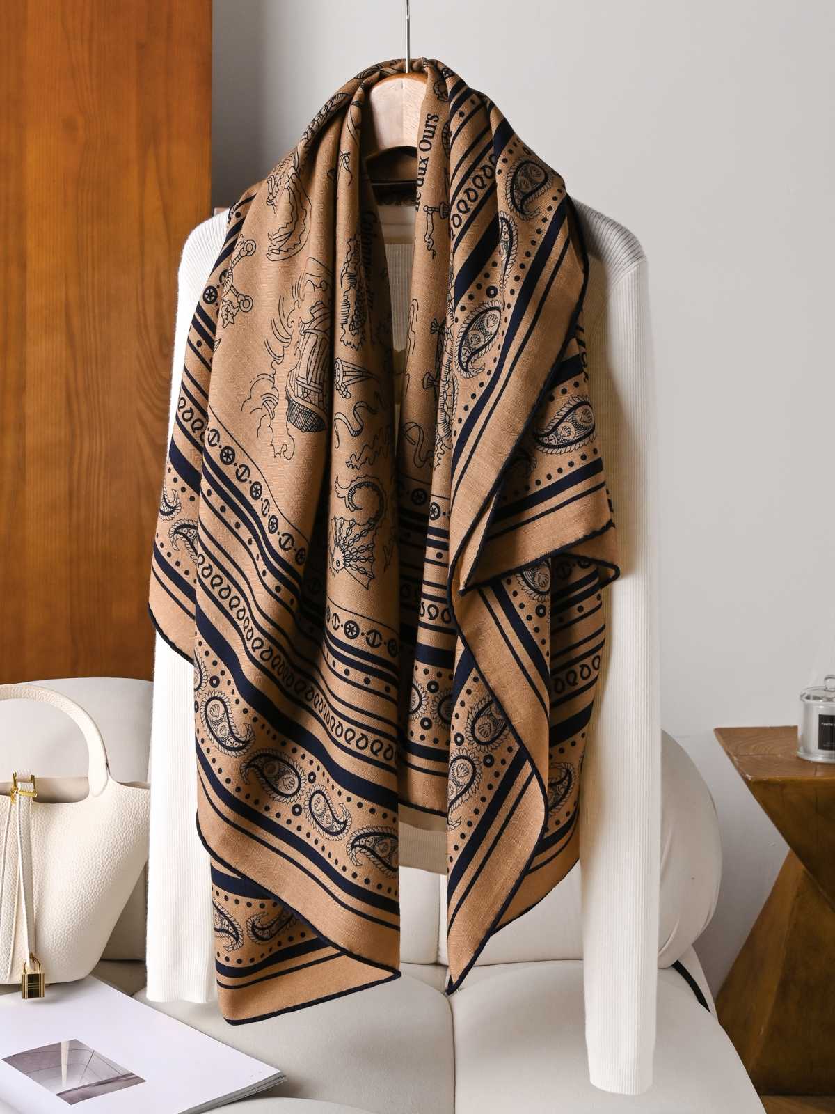 New Silk Wool Scarf Designer L - đánh giá và giá Luxury Bags Hong Kong