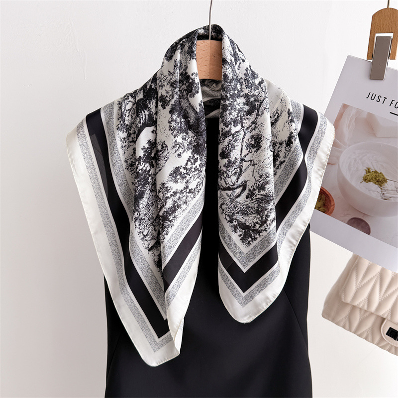 Luxury Jungle Printed Scarves  - đánh giá và giá Luxury Bags For Summer