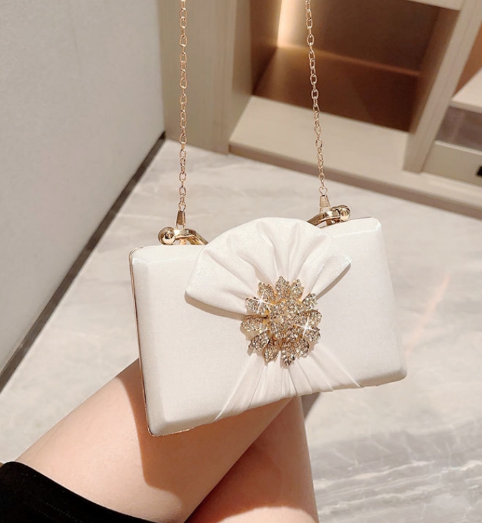 Party Clutch Bags for Women Lu - đánh giá và giá Luxury Bags Wholesale