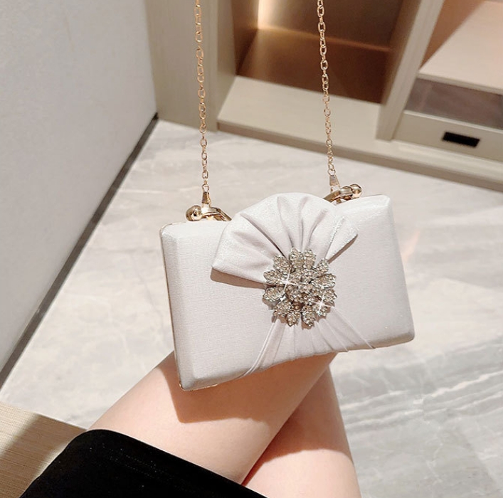 Party Clutch Bags for Women Lu - đánh giá và giá Luxury Bags Wholesale