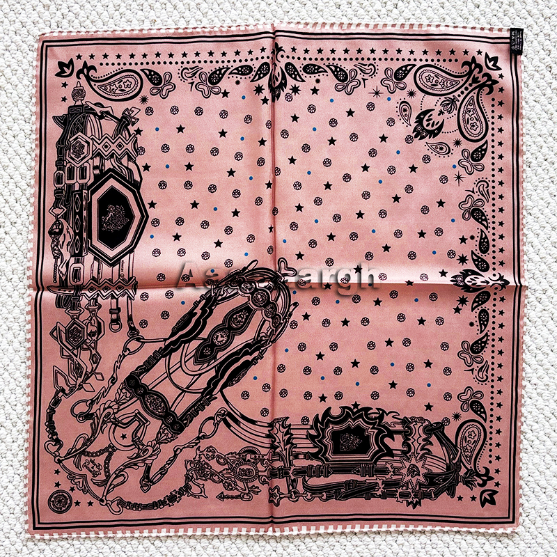 Double Faced Print Small Silk  - đánh giá và giá Luxury Bags Hong Kong