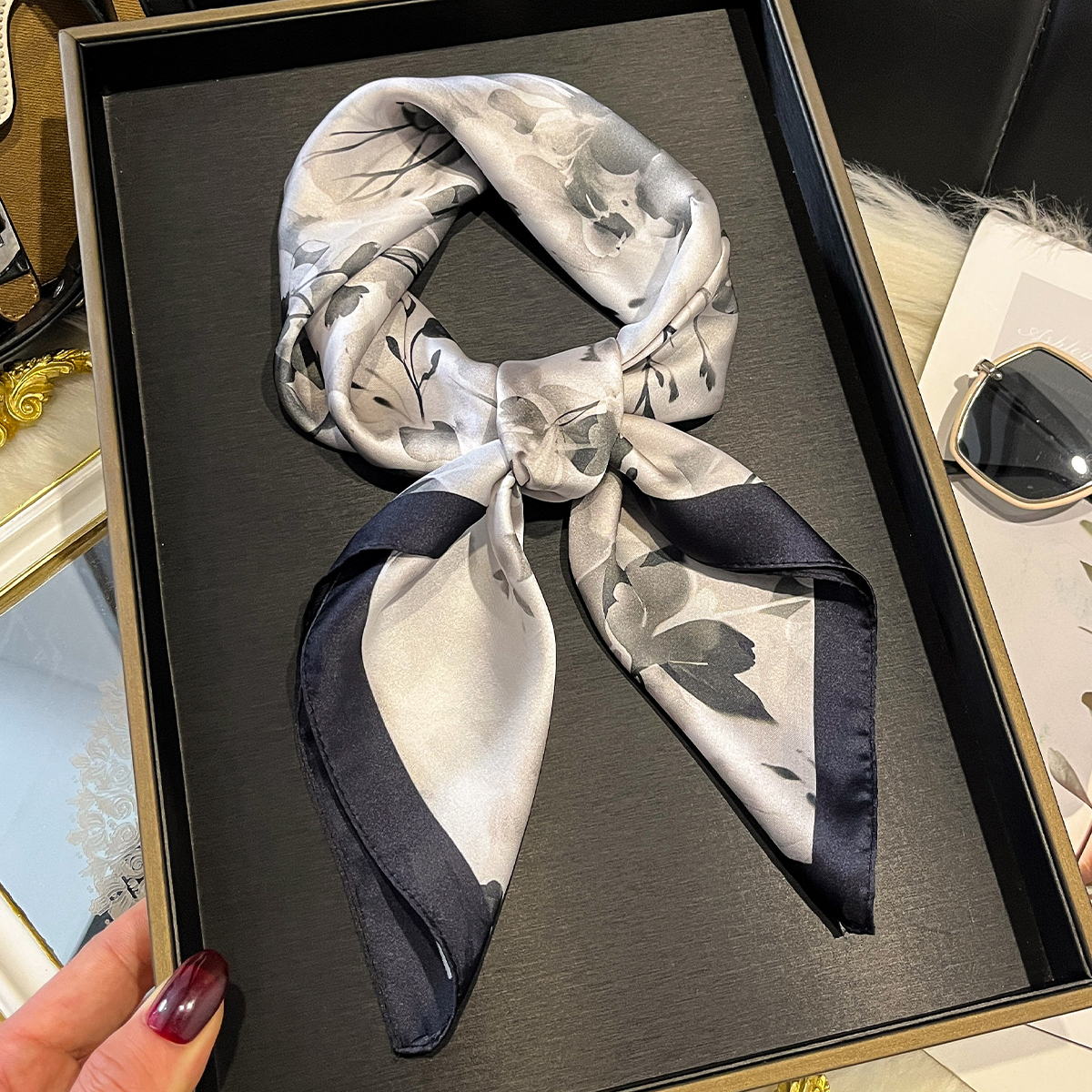 Luxury New Printed Scarves Wom - đánh giá và giá Luxury Bags China Wholesale